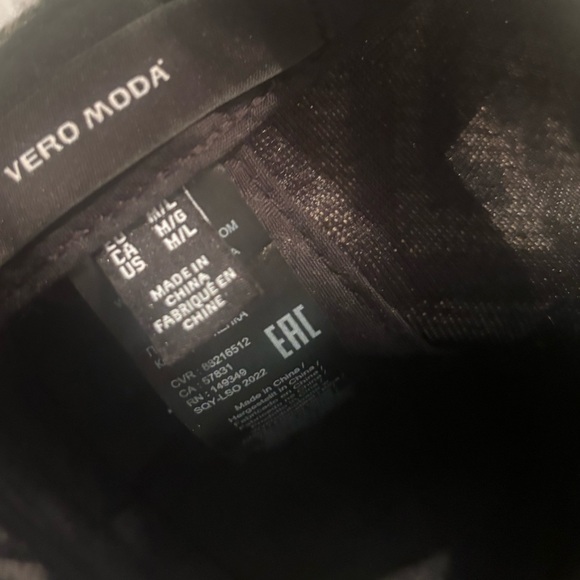 Geometric Adjustable Hat - Picture 4 of 8